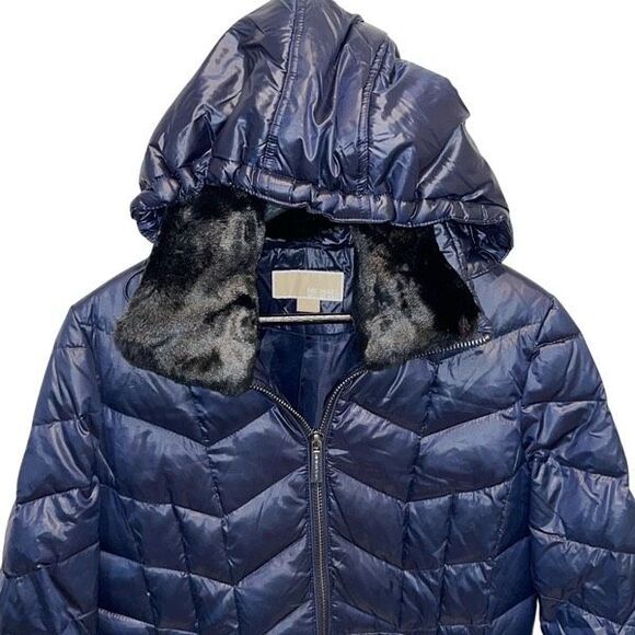 Michael Kors Womens Full Zip Faux Fur Collar Hooded Down Puffer Coat Navy Small - Picture 2 of 9